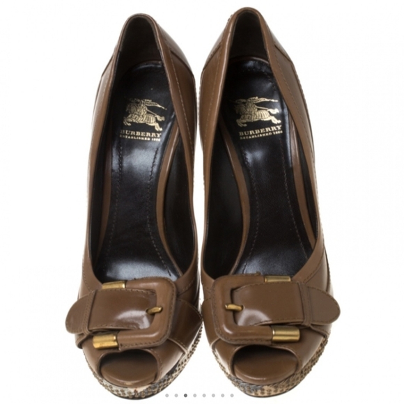 BURBERRY heels - Picture 2 of 6